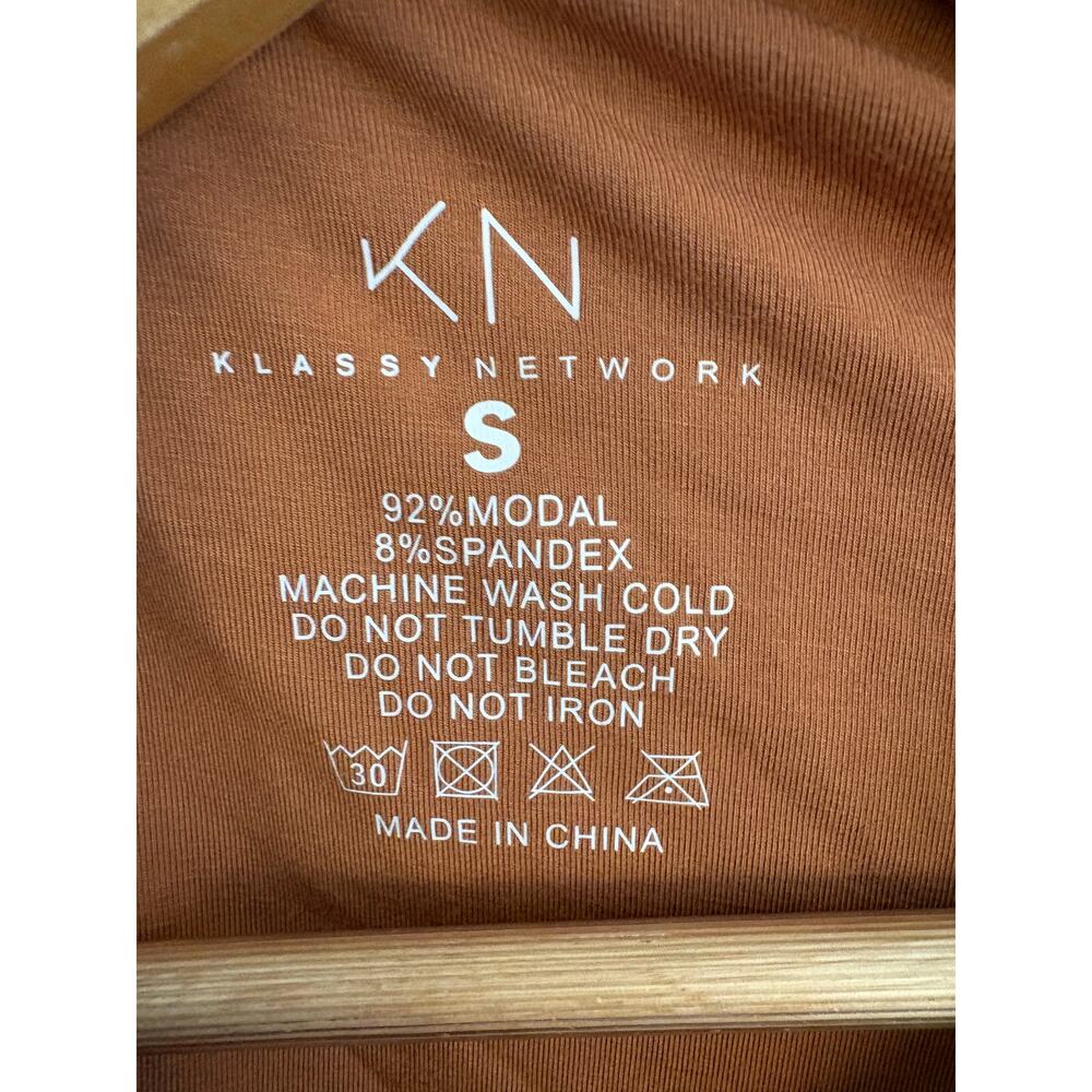 Klassy Network long sleeve brami wrap crop top - Picture 4 of 4